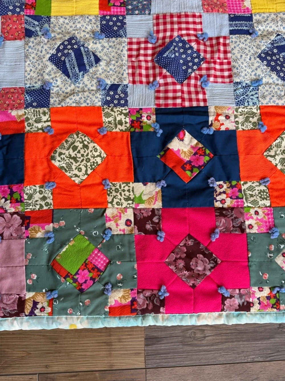 Vintage Hand Stitched Multicolor Patchwork Quilt - Cutter Quilt